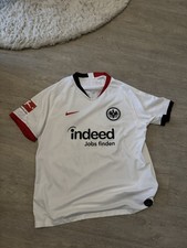Eintracht Frankfurt Trikot