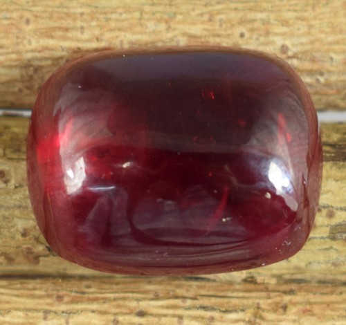 Natürlich rot rubin - rot,