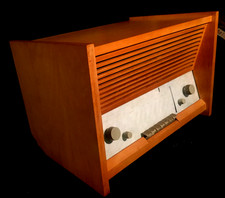 1956 BRAUN RÖHREN RADIO