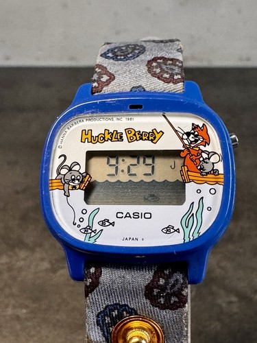 Casio vintage watch - casio, game