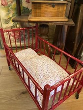 Vintage großes nostalgisches Puppenbett 50er Jahre Bettwäsche Handarbeit