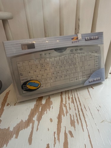 Zippy 610 retro desktop - zippy,