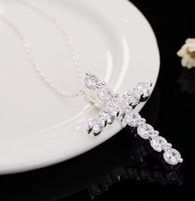 Kreuzhalskette Mit Zirkonia