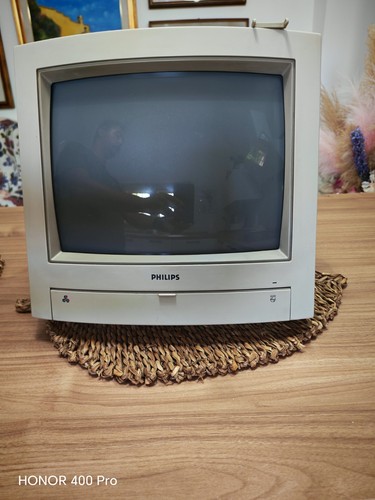 Philips cm8833 commodore - philips,