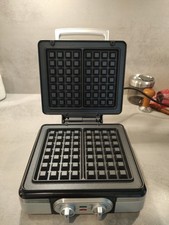 DOMO DO9149W Waffeleisen mit Timer -  belgische Waffeln 4x7 cm - silber