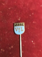 Alte  Anstecknadel Fußball