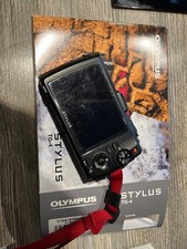 Olympus Stylus Tough TG-4 –