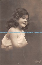 R445573 My Little Darling Tuck