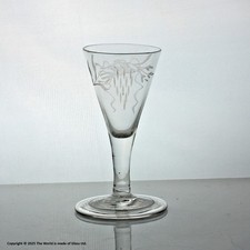 Georgische gravierte Trichterschale Dram Glas