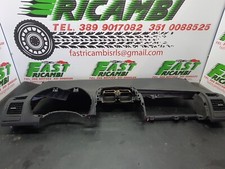 ARMATURENBRETT TOYOTA AURIS