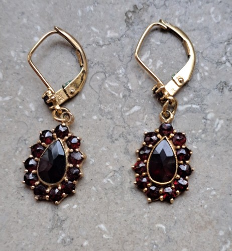 Vintage 14k gold - 585, garnet