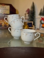 4x Porzellan-Kaffeetassen