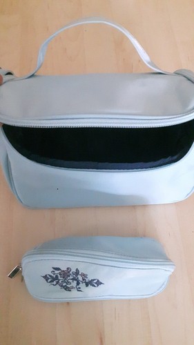 Kulturtasche mit kleinem