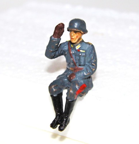 Offizier grüßend - (luftwaffe),