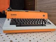 Schreibmaschine Olympia Report