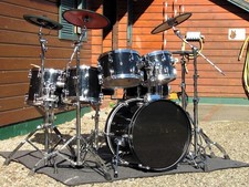 Roland E-Drum Set - Elektronisches Schlagzeug (E-Drum)