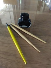 3 Federhalter + neues Tintenfass. Kalligraphie, Schönschreiben, Schönschrift