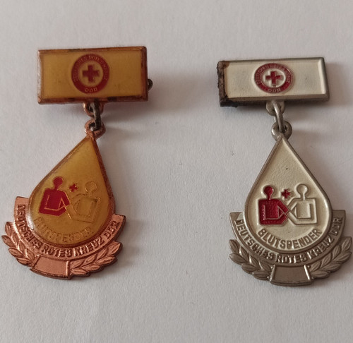 Ddr deutsches rotes - rotes, kreuz
