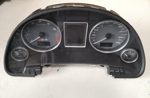 Audi s4 - b7,