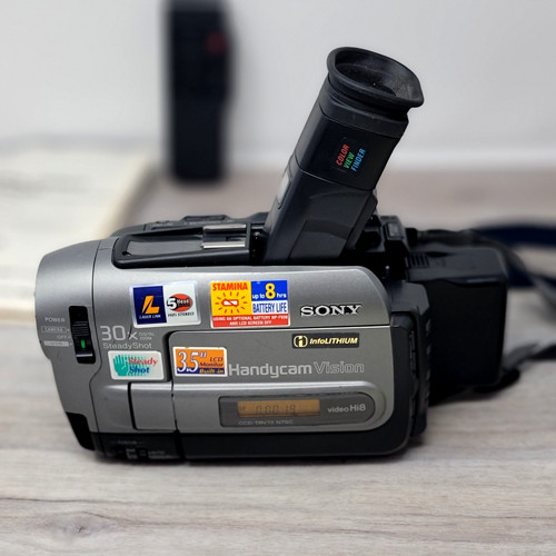Sony handycam vision ccd - sony,