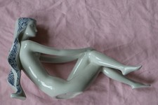 ROYAL DUX PORZELLAN BOHEMIA FIGUR "Sitzende nackte Frau" VLADIMIR DAVID ** TOP *