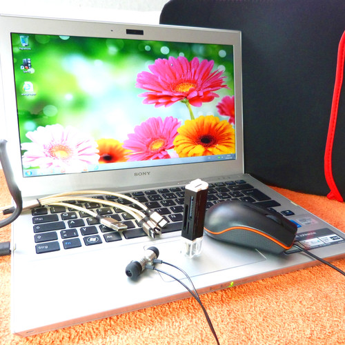 Sony vaio svt13 - sony,