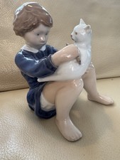 Royal Copenhagen Figur Mädchen mit Katze, 4631, Topzustand