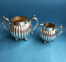 Großes Englisches Milch &