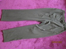 grüne kuschelige Hose von Insieme, Größe 38