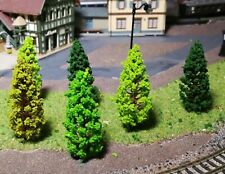 20 Tannen, hellgrün, mittelgrün, dunkelgrün, dunkelgelbgrün, 68 mm hoch