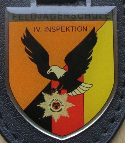Brustanhänger