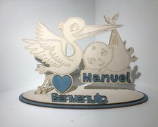 Baby Geburt Storch personalisierbar mit Namen aus Holz Tisch 36cm x 25cm
