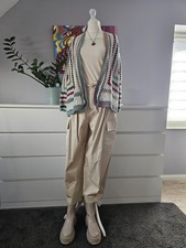 Cardigan Strickjacke offen Bohoo Bohemian Häkel Look Hippie Vintage Creme Bunt M