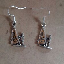 Ohrringe Windsurfer, Sport, Surfbrett *Neu* Ohrhaken aus Chirurgenstahl