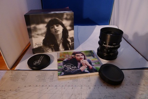 Nikon petzval triplet v - z,