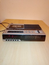 Universum UCR 1801A Uhrenradio mit Kassette – Vintage Quelle – Radio läuft –...