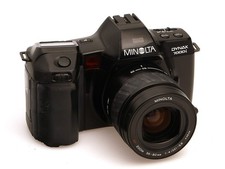 Minolta Dynax 7000i Spiegelreflex Kamera mit AF Zoom 35-80mm 1:4(22)-5.6