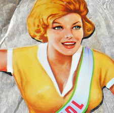 Auto Garagen FUND Benzin Frau