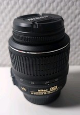 Nikon AF-S DX 18-55mm 1:3,5-5,6 G VR - Objektiv
