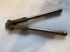 Antiker Nussknacker aus Eisen