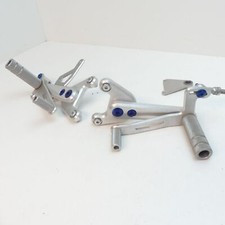 Yamaha YZF R6 R1 Suzuki GSX R Fußrastenanlage höhenverstellbar C2314