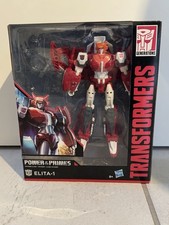 Transformers Power of the Primes Voyager Elita-1
