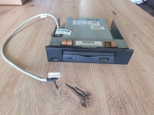 372058 001 floppy - hp,