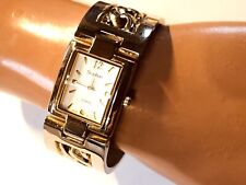 Vintage Sophie Armbanduhr für Damen Spangenuhr Armreif Quarz gelbgold