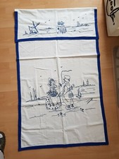 Alter Antiker Vorhang für