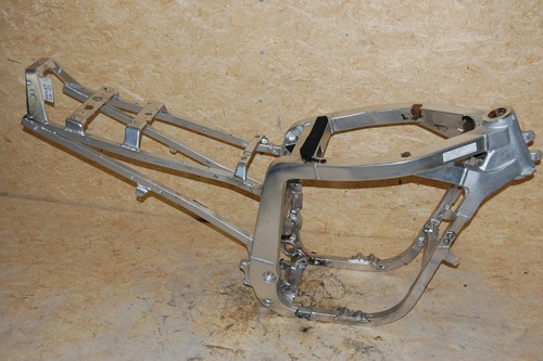 Suzuki gsx 750 gr7aa rahmen - suzuki,