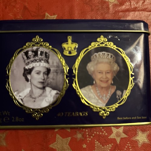 Queen elizabeth memorabilia - elizabeth, ii