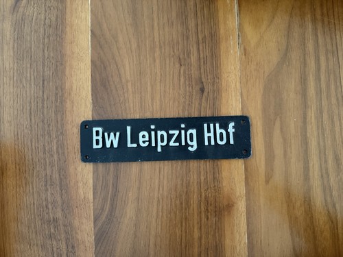 Leipzig hbf gusseisenschild - bw,