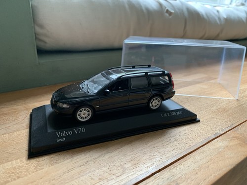 Volvo v70 43 zwart - ii,