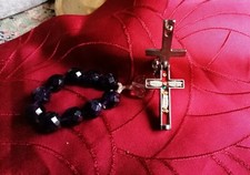 Reliquienkreuz mit Reliquien